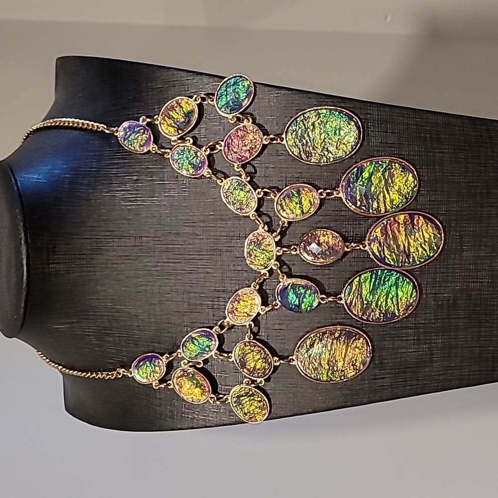 Gorgeous 20" Necklace & Earring Set